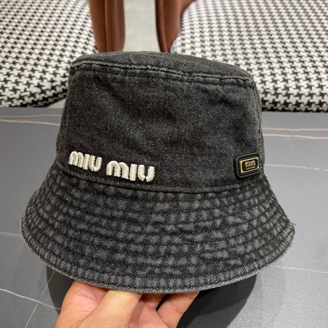 Miu Miu Caps